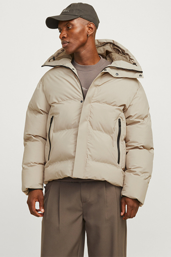 Alpha Puffer Jacket Crockery